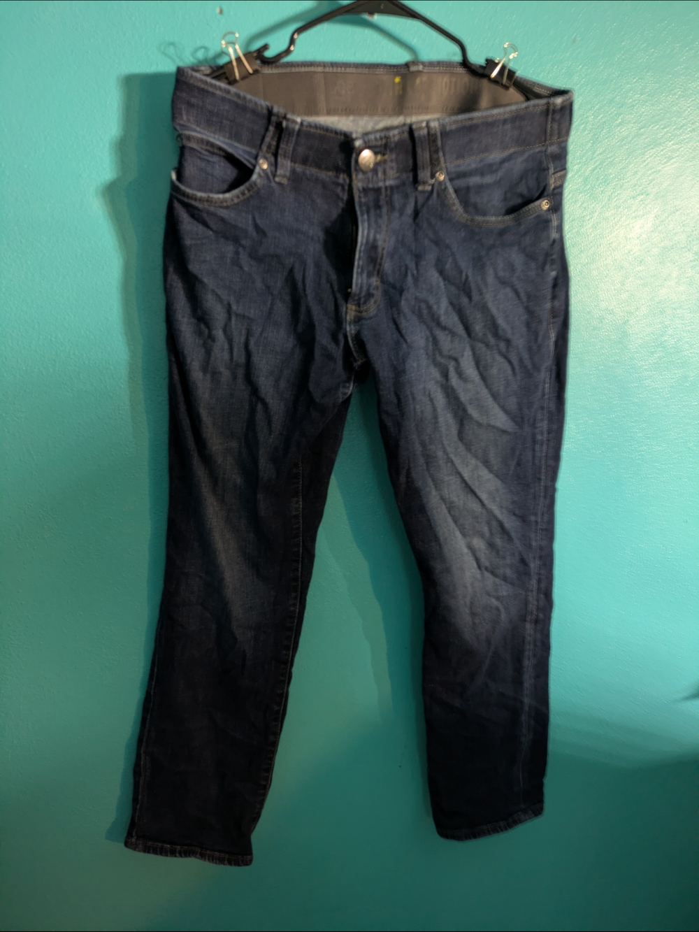 Classic Men's Dark Blue Denim Jeans